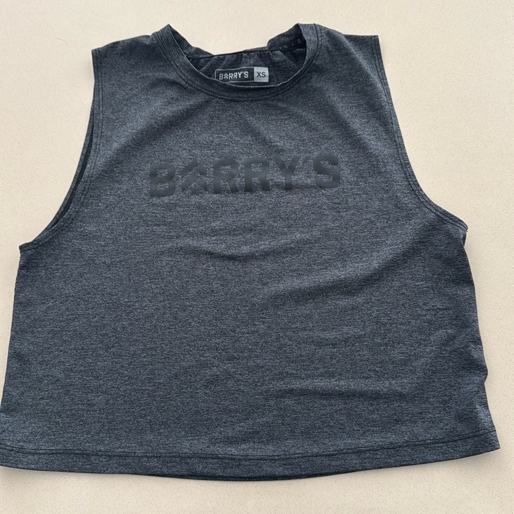 Barry’s cropped tank size xs